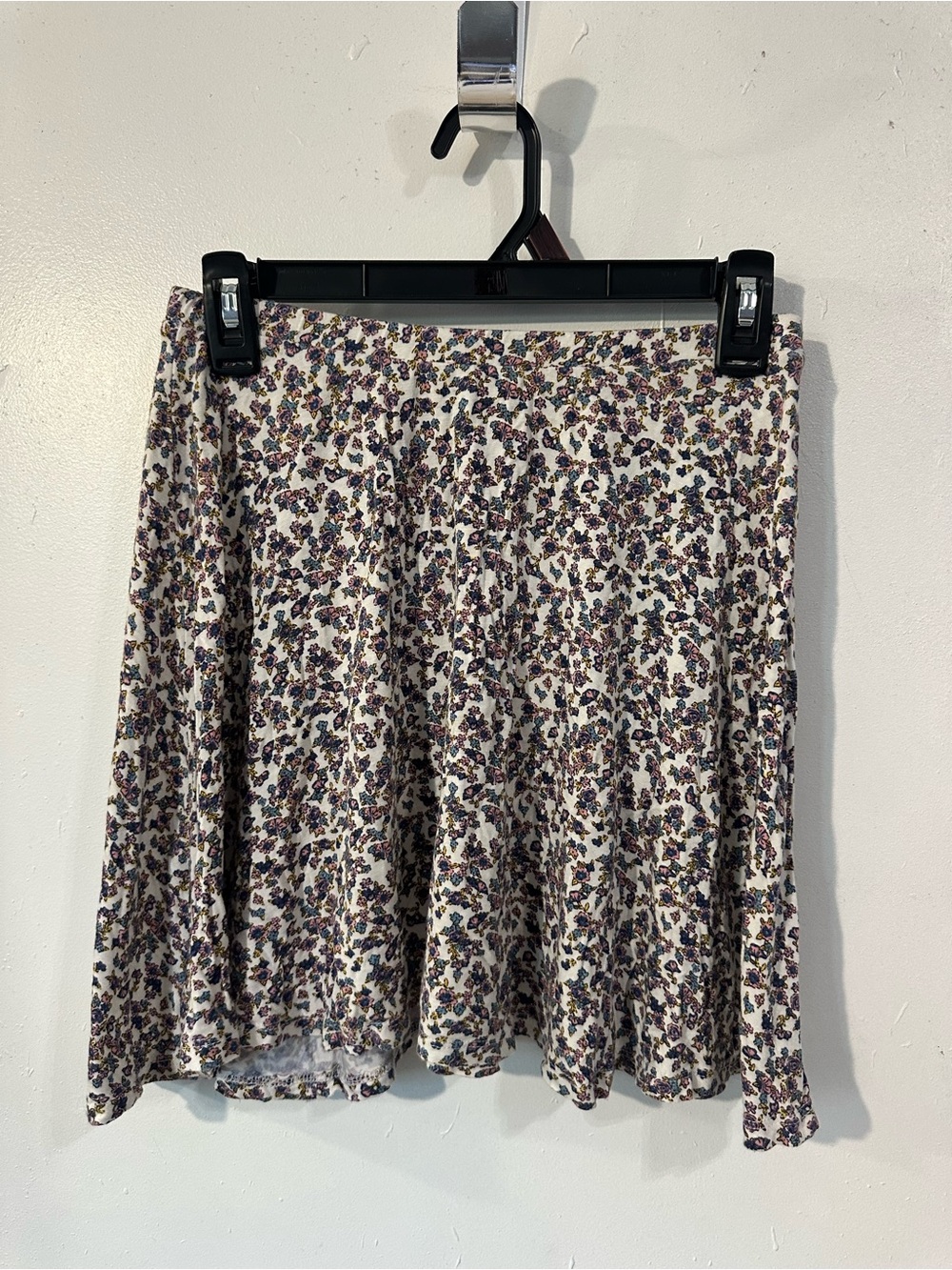 Wet Seal Cream Floral Skater Skirt